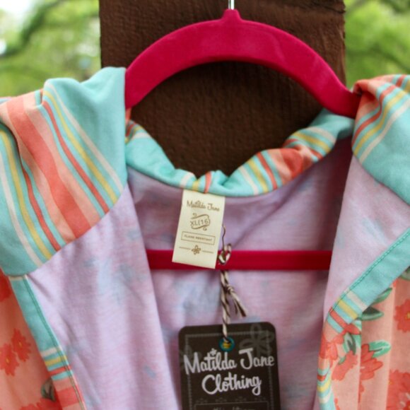 Girls Matilda Jane bathrobe-size 16, new with tags - Picture 2 of 6